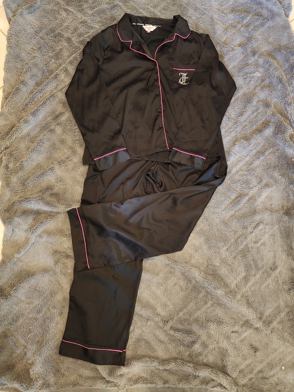 Juicy Couture Black Satin Pajama Set with Pink Piping